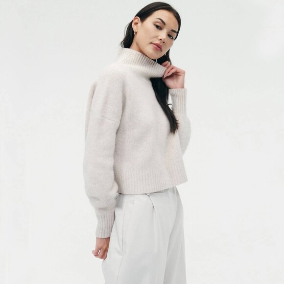 NAADAM Luxe Cashmere Oversized Turtleneck in Oatmeal size XL - Picture 1 of 9